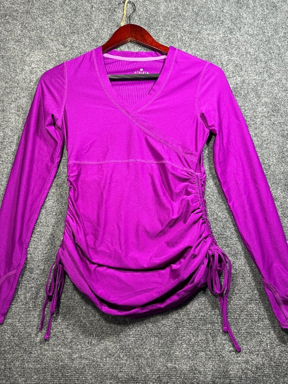 Athleta Wick It Adjustable Coverup Shirt Top Womens XXS Purple V Neck Stretch